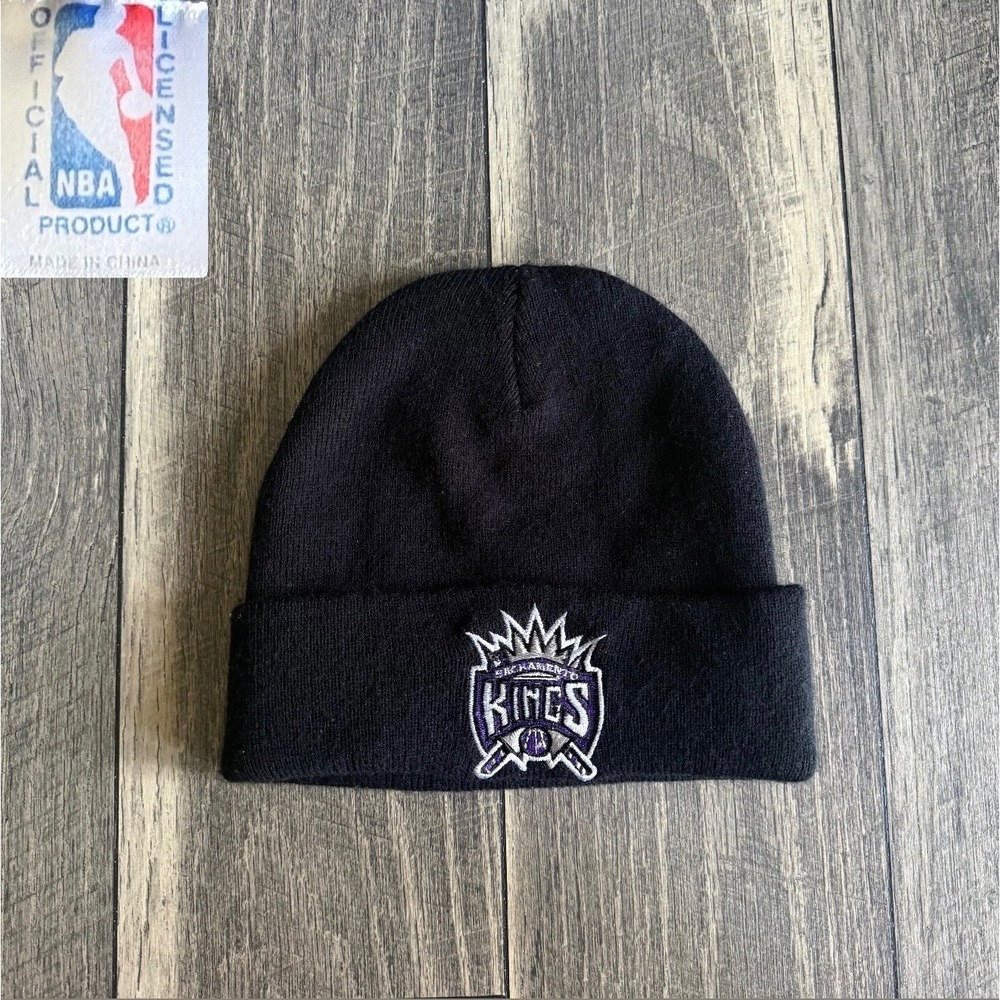 NBA Sacramento Kings Cuffed Beanie Hat Black Purple Embroidered Logo One Size